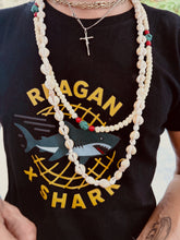 Charger l'image dans la galerie, Reagan tees © Reagan x Shark Unchained