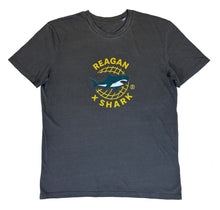 Charger l'image dans la galerie, Reagan tees © Reagan x Shark Unchained