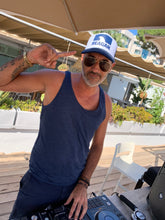 Charger l'image dans la galerie, Reagan © trucker cap - Lucky shark blue