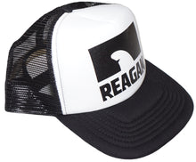 Charger l'image dans la galerie, Reagan © trucker cap - Lucky shark black